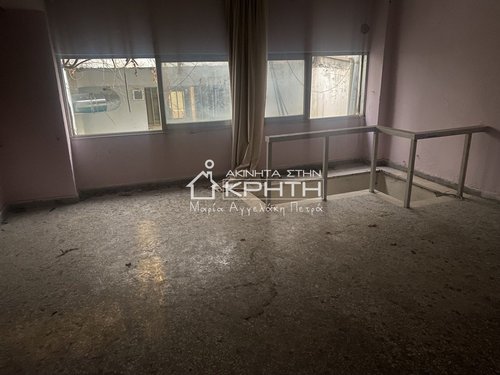 STORE For rent - IERAPETRA